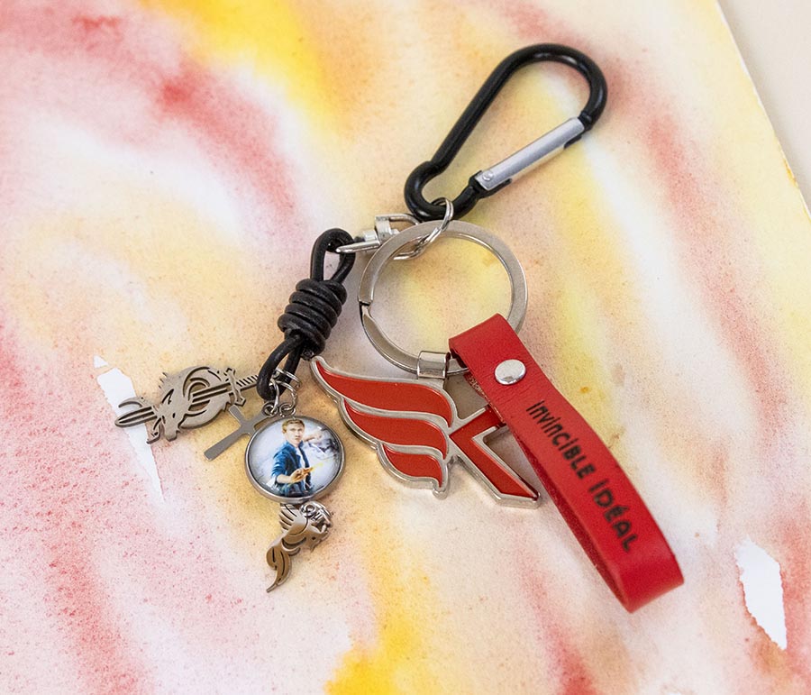 Charme de sac, porte-clé, lampe de poche – Image 6