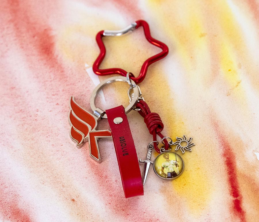 Charme de sac, porte-clé, lampe de poche – Image 3